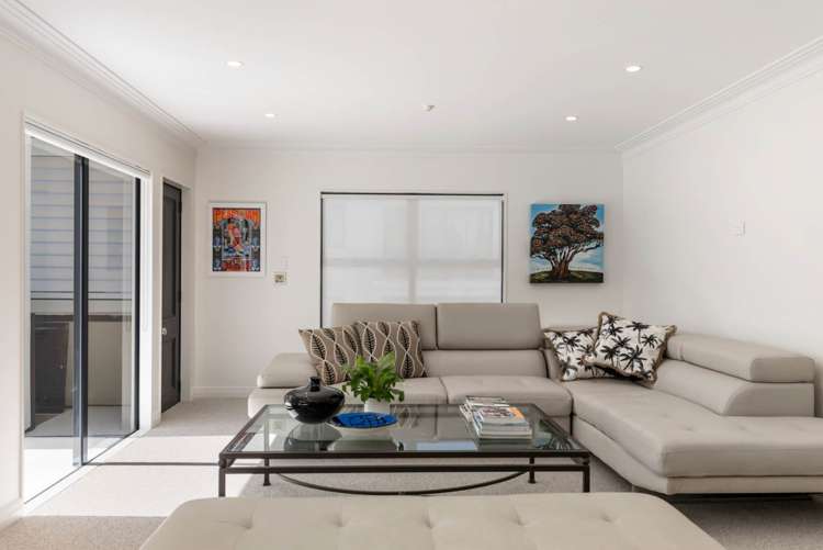 Beach Road Mairangi Bay_4