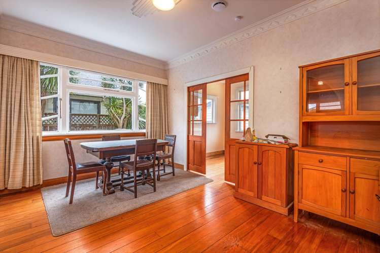 15 St Johns Avenue Palmerston North_5