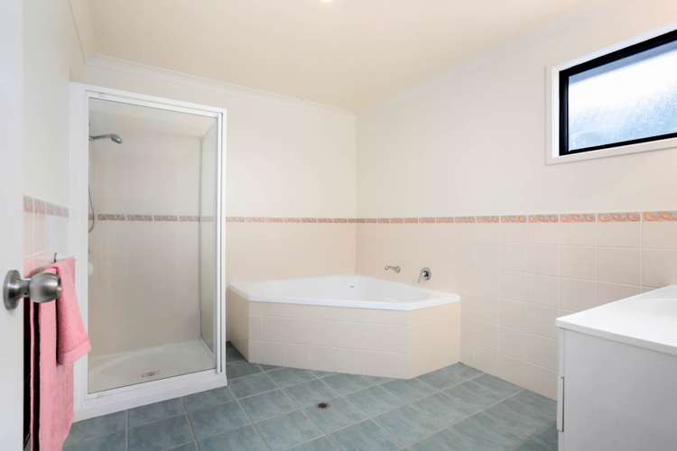 60 Hogarth Rise West Harbour_14