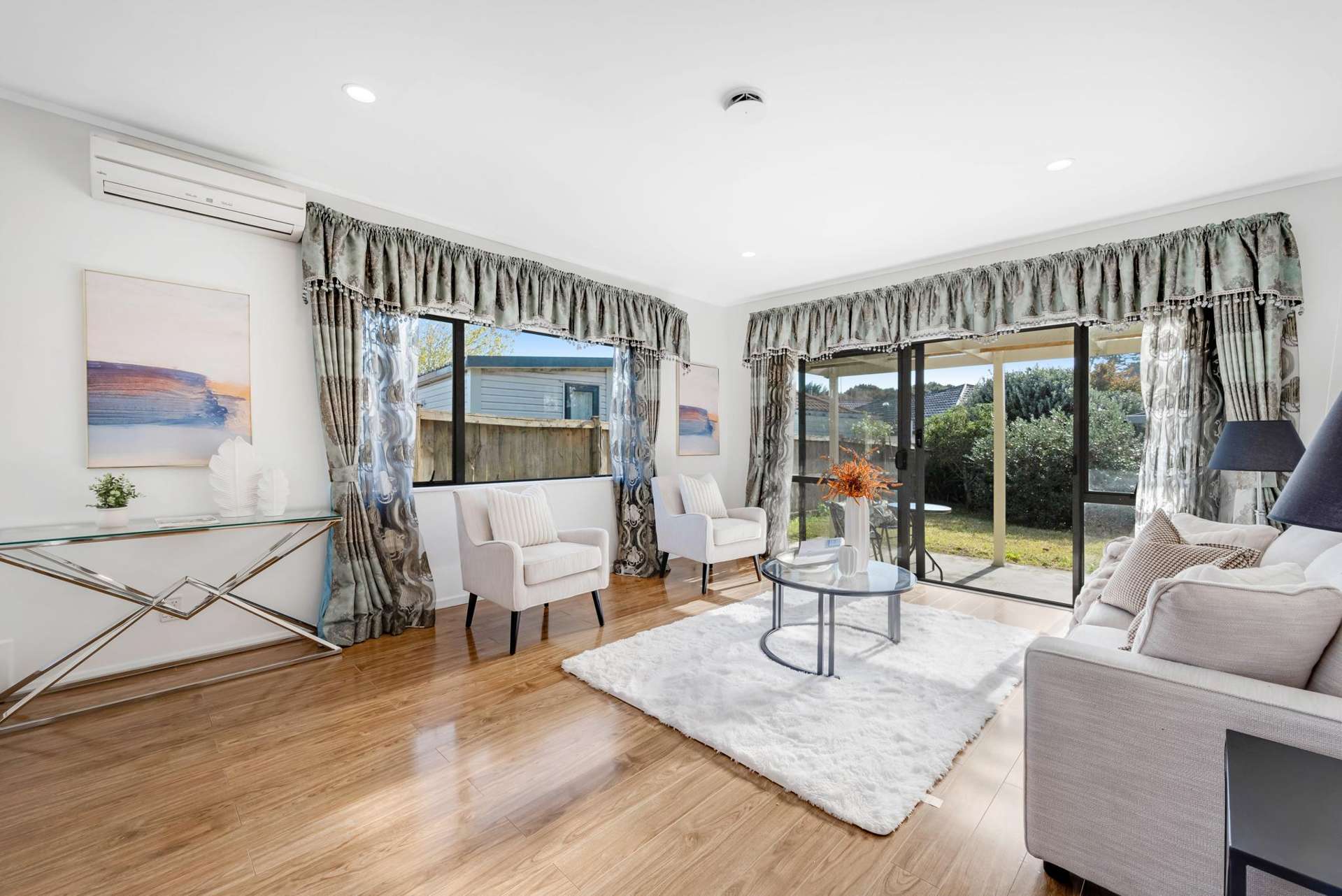 2/9 Bernie Edwards Place Botany Downs_0