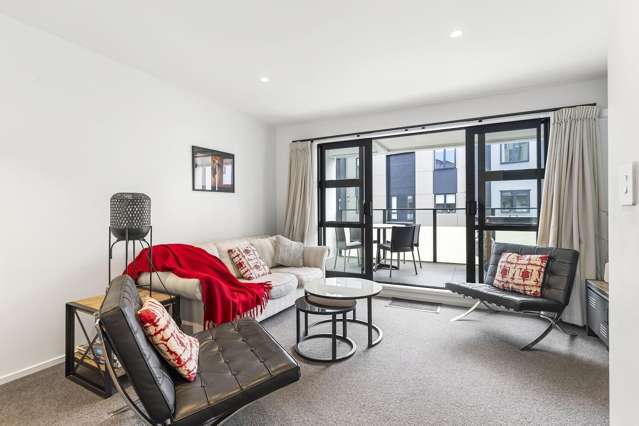 Suite 22/8 Dock Street City Centre_4