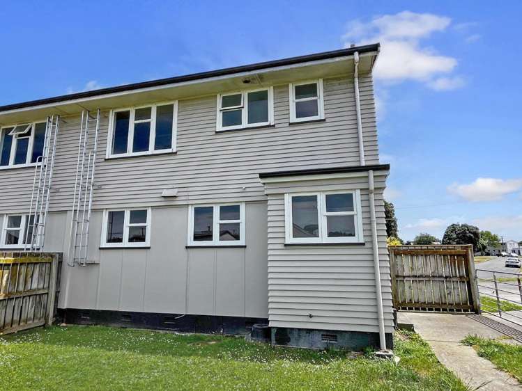 4 Devon Crescent 10985_10