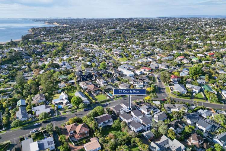 21e County Road Torbay_18