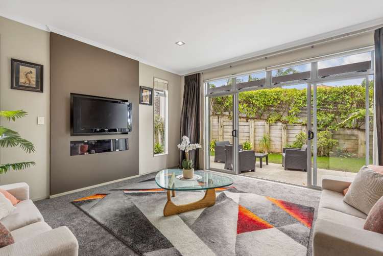 23 Caversham Drive Torbay_2