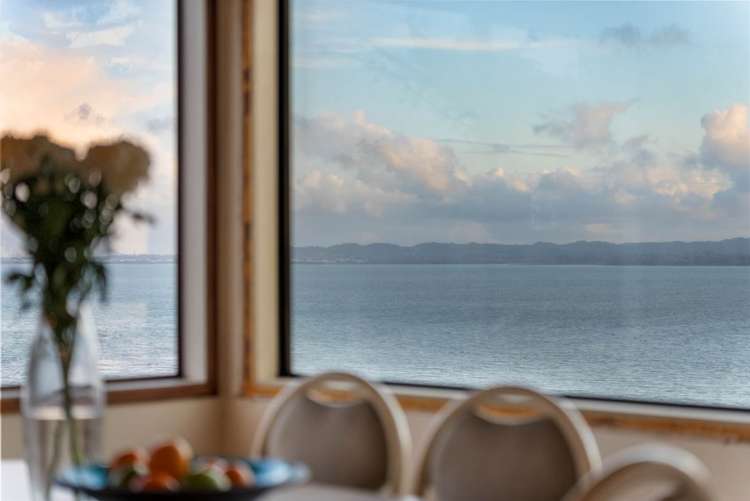 130 Aeroview Drive Beach Haven_8