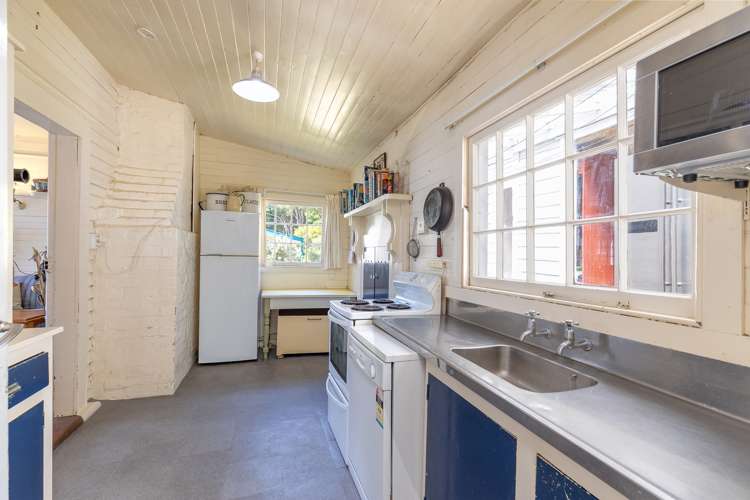 2121 Queen Charlotte Drive Anakiwa and Surrounds_7