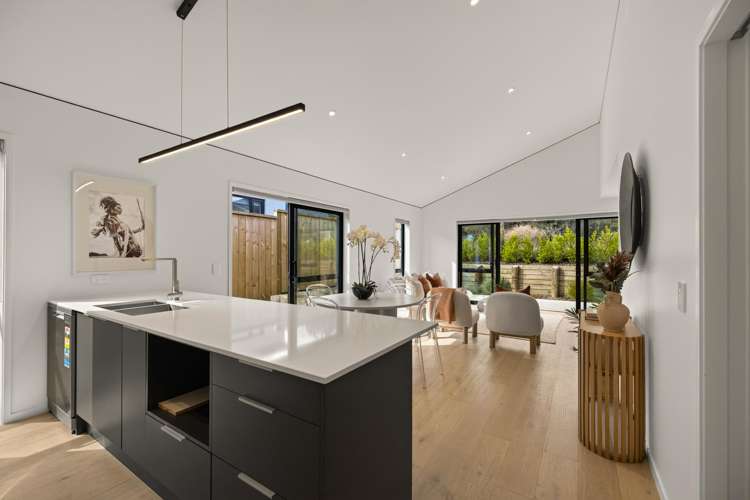 175 Howden Drive, Hanley's Farm Jacks Point_1