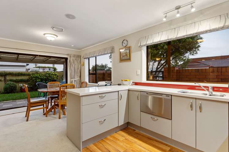 12 Tui Street Point Chevalier_6