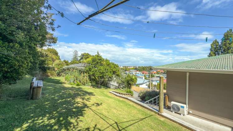 110 Brunton Crescent Thames_17