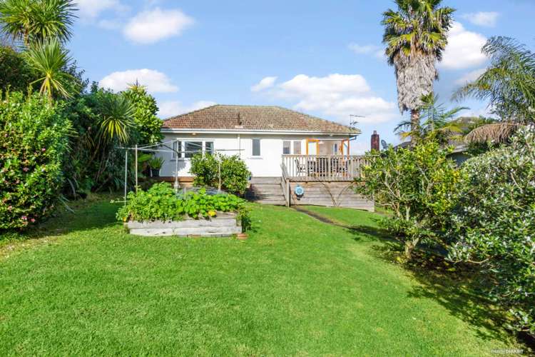39 Savoy Road Glen Eden_11