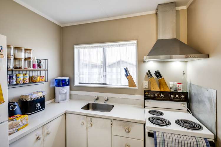 5 Tarbet Street Flaxmere_6