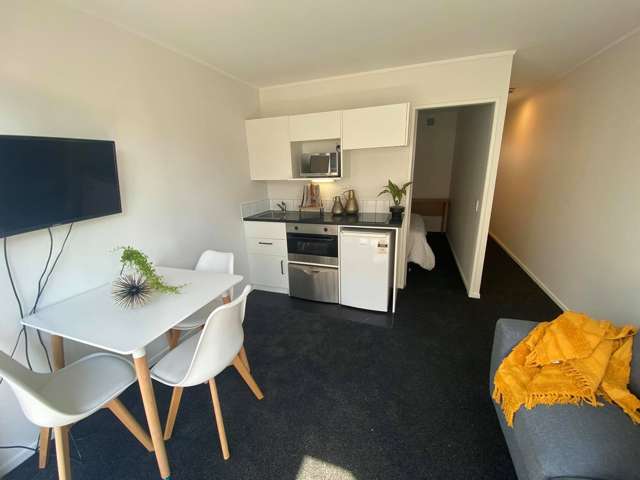 8C/189 Hobson Street Auckland Central_3