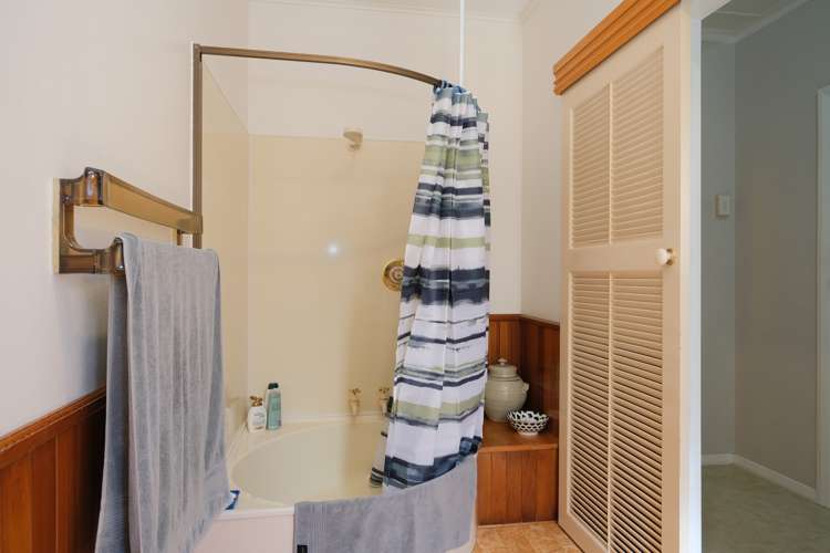 6 Bernard Street Kenmure_30