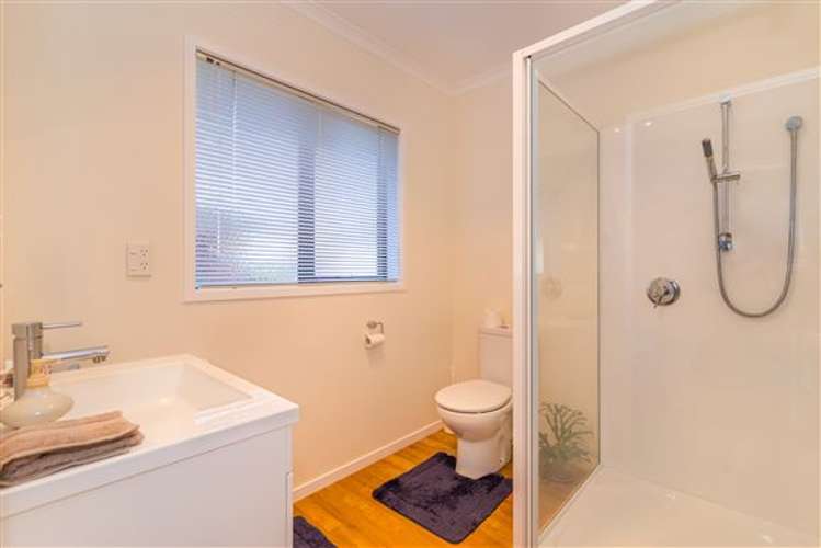 2/32 Gibbons Street Upper Hutt_8