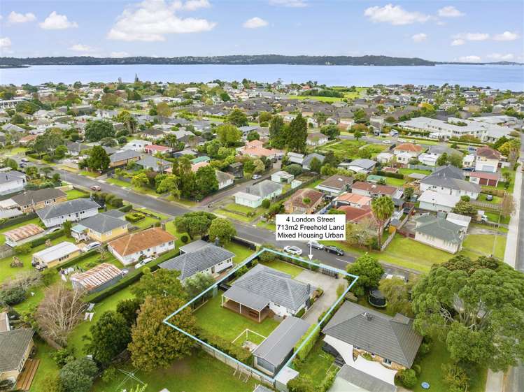 4 London Street Te Atatu Peninsula_24