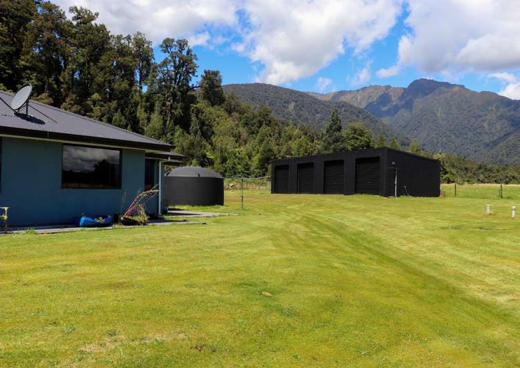 2328A Arthurs Road Franz Josef_19