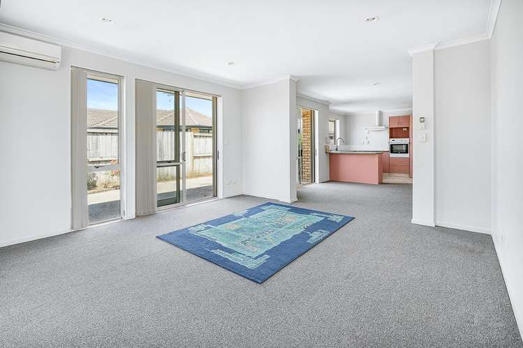 17 Farnham Close Rototuna North_2