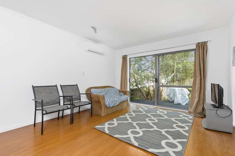 22b Norman Road Titirangi_1