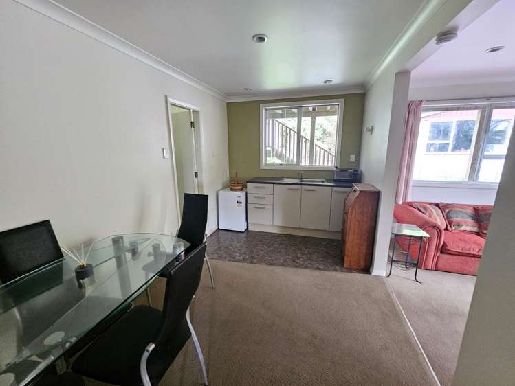 9 Moana Street Kaka Point_11