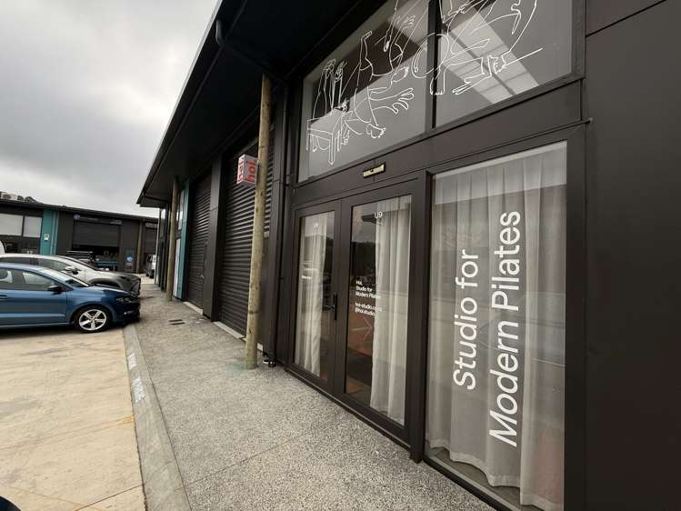 9/70 Kingsford Smith Street Rongotai_1