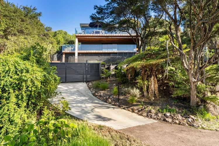 12 Victoria Road North Onetangi_14