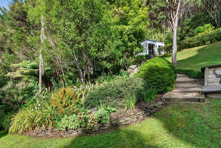 1598 Pack Spur Road Mataikona_34