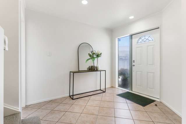 2/67 Andrew Road Howick_4