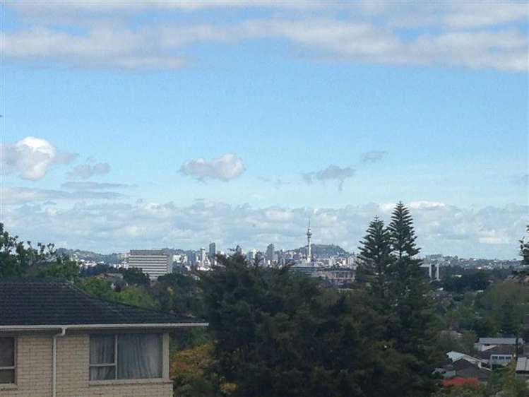 78 Ravenwood Drive Forrest Hill_3