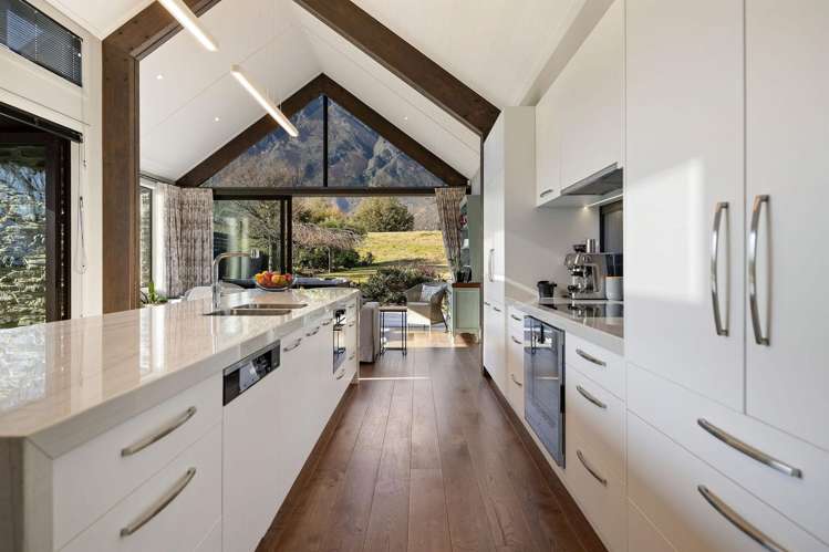 31 Hackett Road Jacks Point_9