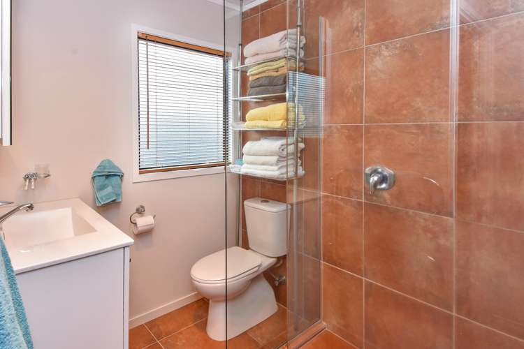 11 Bellville Drive Clendon Park_12