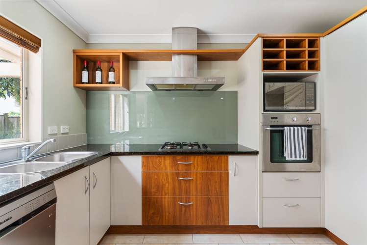 32 Coachman Drive Flat Bush_10