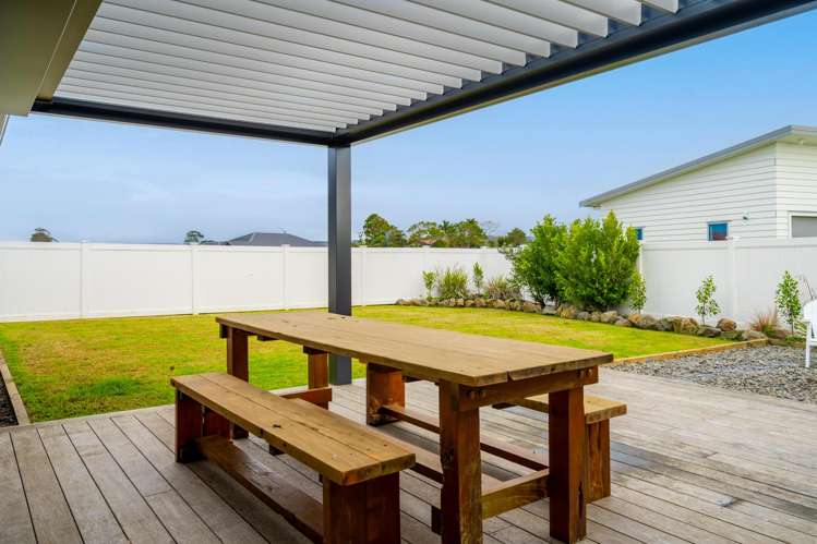 8 Matariki Drive One Tree Point_17
