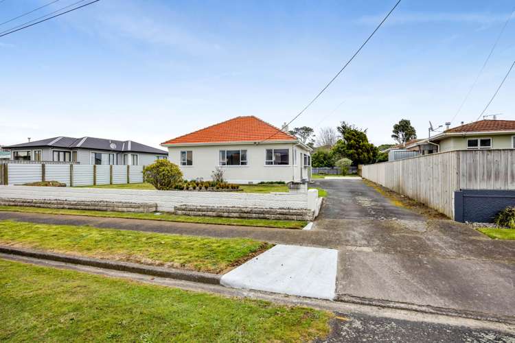 13 Ropata Street Hawera_22