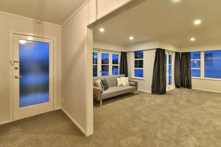 39 Mckean Avenue Manurewa_10