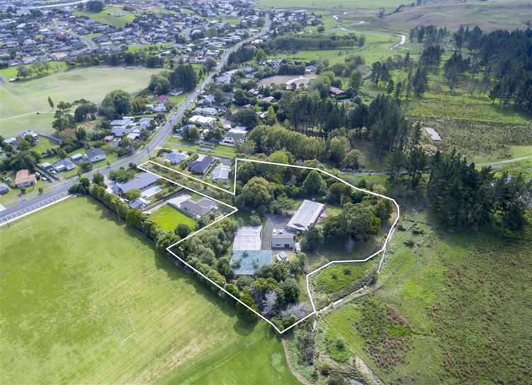 144 Awaroa Road Helensville_10