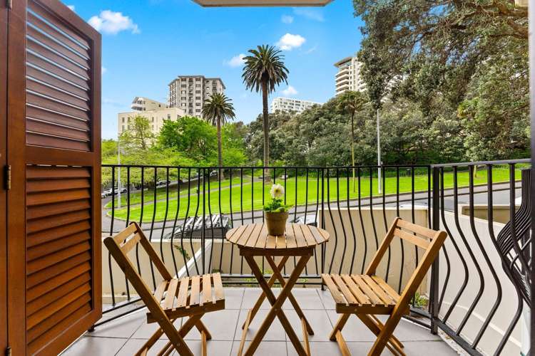 5M/23 Emily Place Auckland Central_4