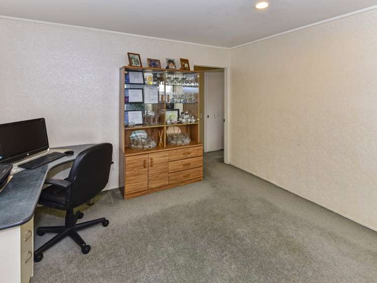 29 Hilltop Road Clover Park_20