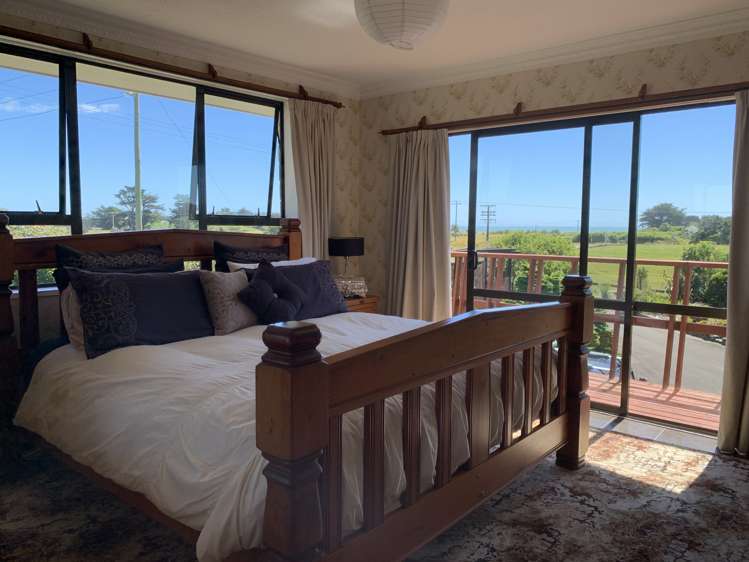 22 Takutai Road Ruatapu_10