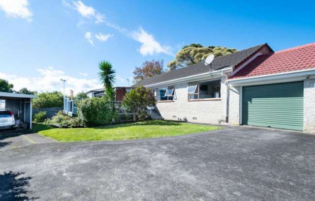 2/3 Cezanne Place New Lynn_4
