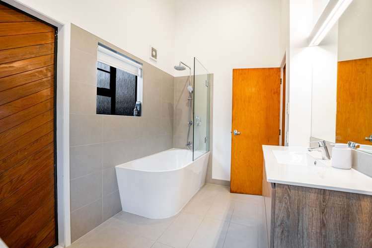 153 Luckens Road West Harbour_15