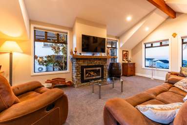15a Kitchener Square_3