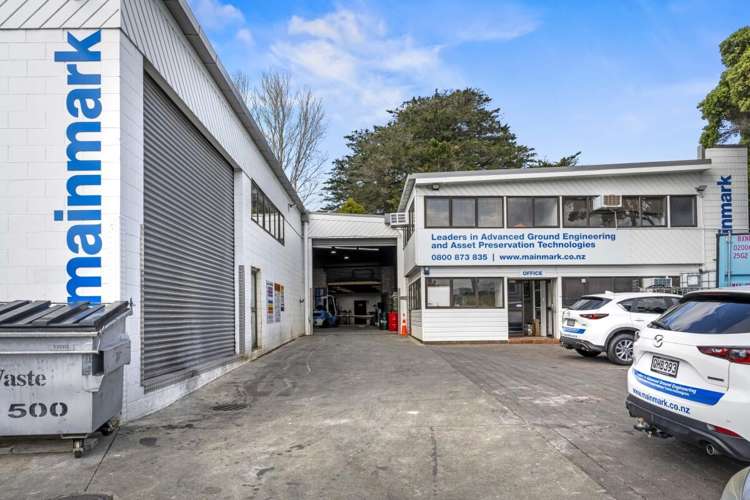 50 Parkway Drive Albany_3