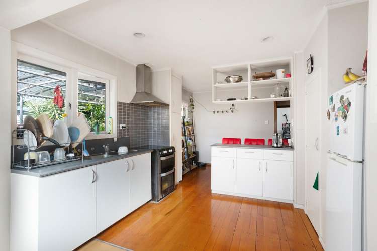 60 Neil Avenue Te Atatu Peninsula_8