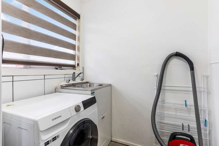 169 Mahia Road Wattle Downs_18