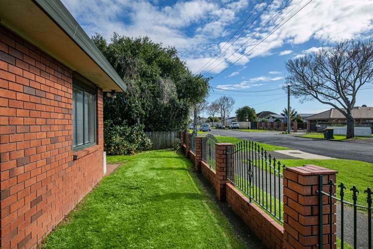 1/35 Avis Avenue Papatoetoe_12