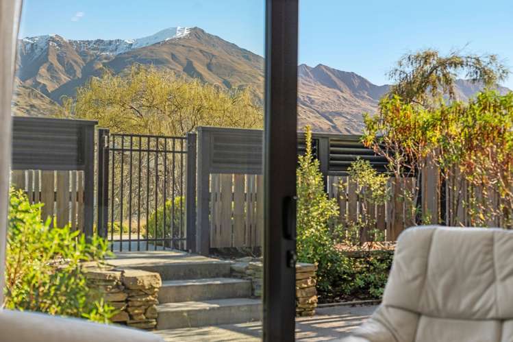 Apt 49 Marina Terrace, 65-95 Lakeside Road Wanaka_19