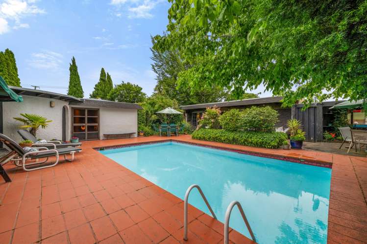 56 New Renwick Road Burleigh_21