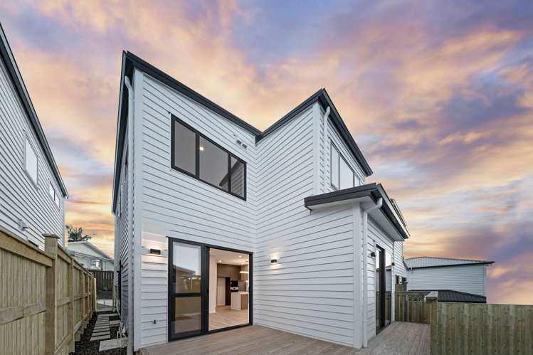 1/ 16 Madison Place_2