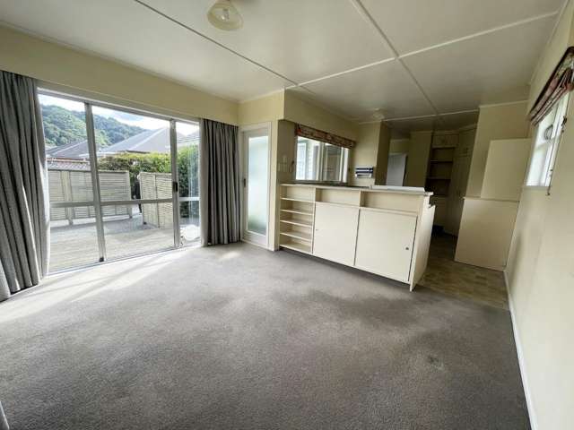 67 Brentwood Street 11322_4
