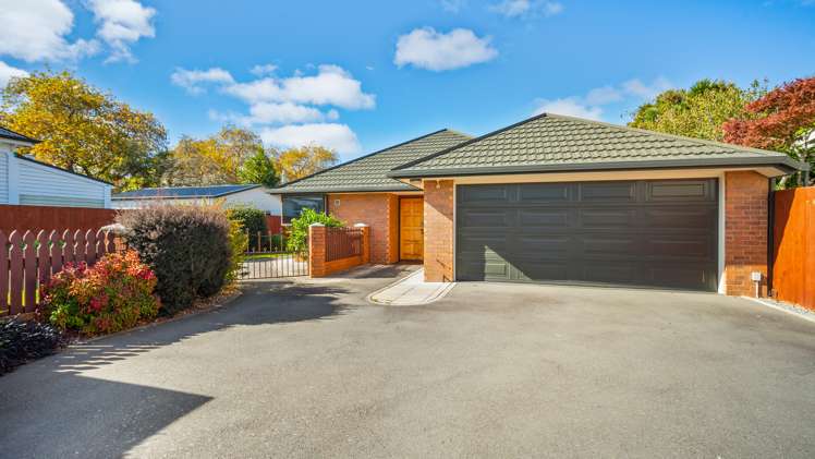 2/88 Colombo Street Beckenham_2